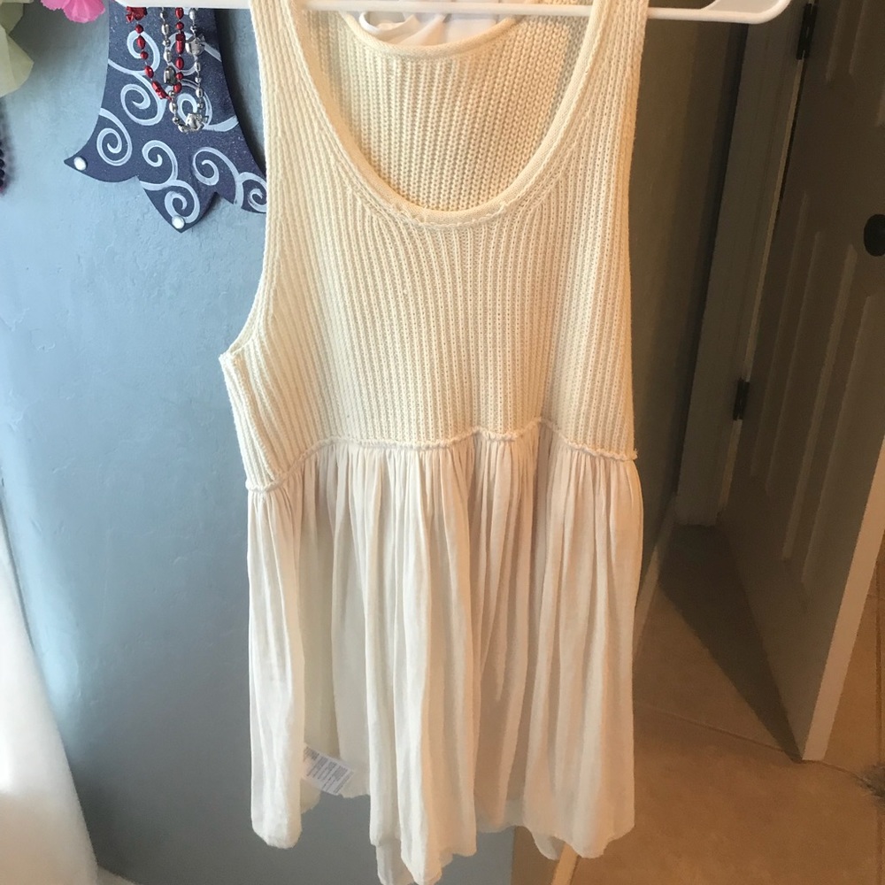 cream top from urban outfitters